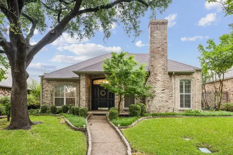 2221 Greenpark Dr, Richardson, TX 75082