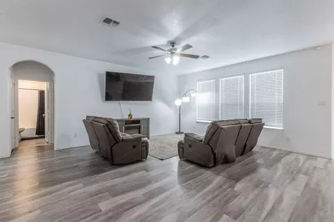 2904 Beutel Rd, Lorena, TX 76655 photo 5