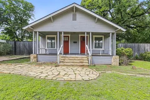 5905 Craig St, Fort Worth, TX 76112