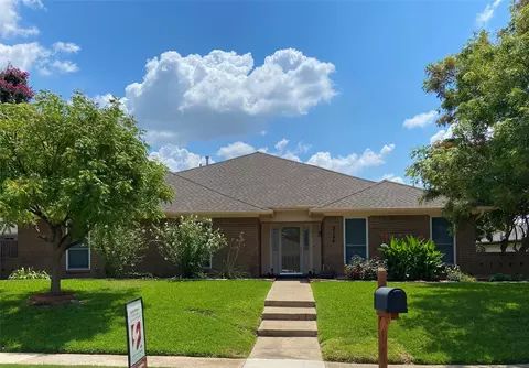 2136 Tampico Dr, Carrollton, TX 75006