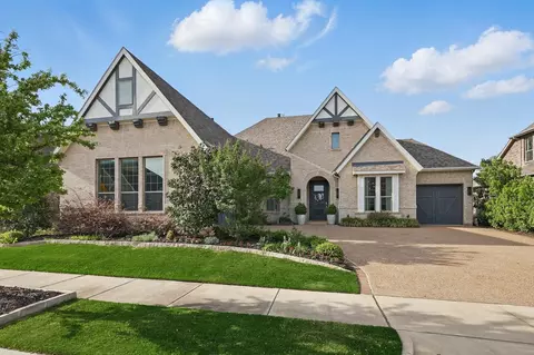 1317 Blue Lake Blvd, Arlington, TX 76005