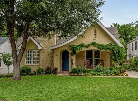 3766 W 4th St, Fort Worth, TX 76107