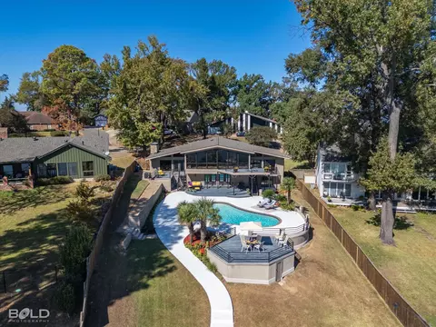 1825 Willow Point Dr, Shreveport, LA 71119