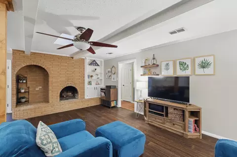 400 Melbourne Rd, Hurst, TX 76053 photo 14