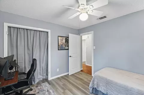 400 Melbourne Rd, Hurst, TX 76053 photo 30