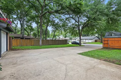 400 Melbourne Rd, Hurst, TX 76053 photo 31