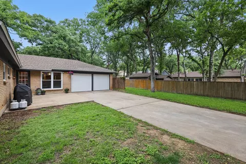 400 Melbourne Rd, Hurst, TX 76053 photo 32