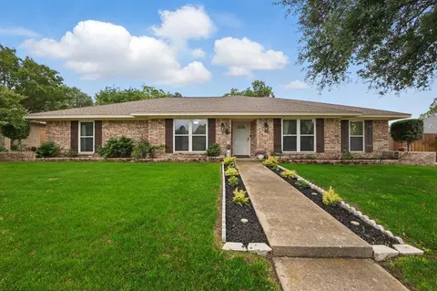 1538 Chisolm Trl, Lewisville, TX 75077