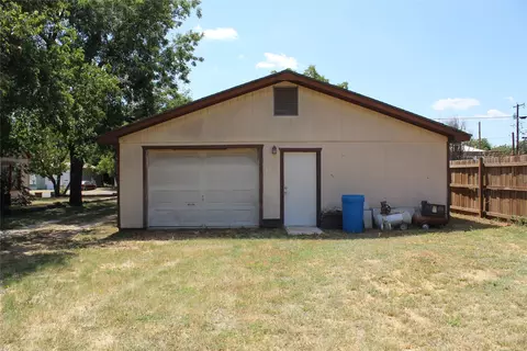 205 S 1st St, Bangs, TX 76823 photo 11