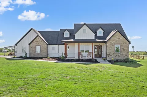 1196 Smith Rd, Ponder, TX 76259