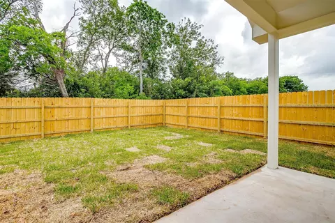 Exterior - 209 W Nolan St, Lorena, TX 76655 photo 3 of 6