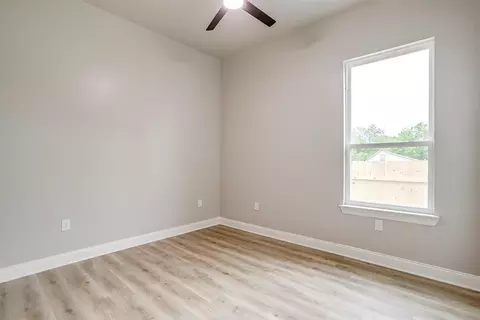 Bedroom - 209 W Nolan St, Lorena, TX 76655 photo 7 of 9