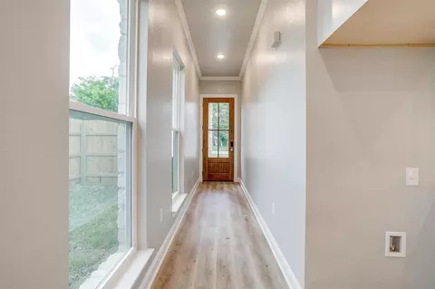 Entry Way - 209 W Nolan St, Lorena, TX 76655 photo 1 of 1