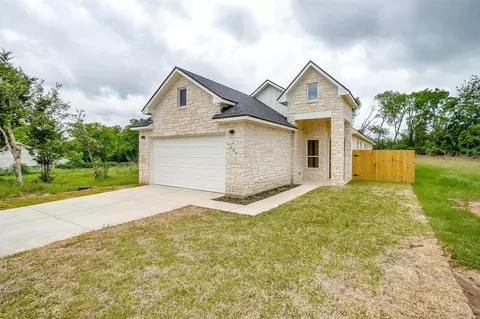209 W Nolan St, Lorena, TX 76655