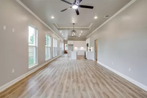 Living - 209 W Nolan St, Lorena, TX 76655 photo 1 of 3