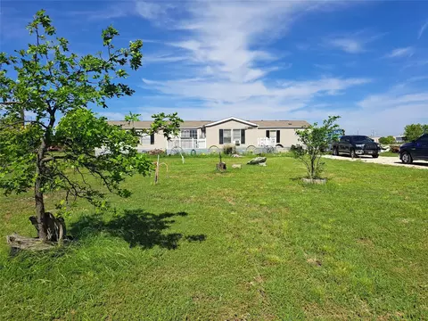 2042 N Elmdale Rd N, Abilene, TX 79601