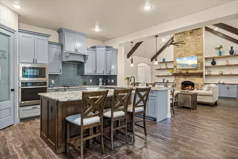 Kitchen - 100 Knob Ct, Springtown, TX 76082 photo 3 of 3