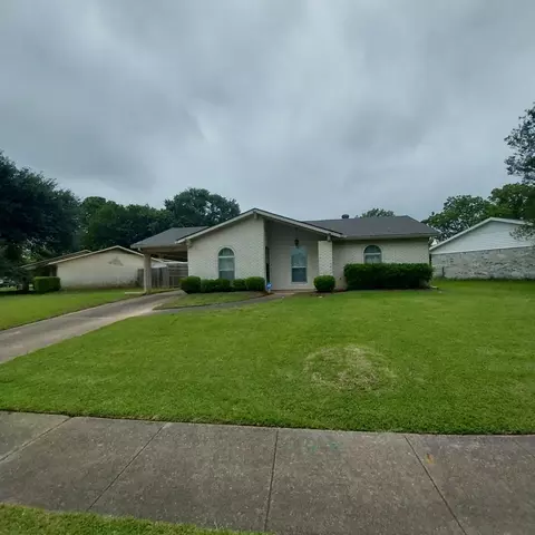 2012 Pluto Dr, Bossier City, LA 71112