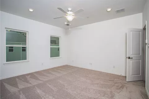 Bedroom - 9944 Hennings St, Irving, TX 75063 photo 1 of 4