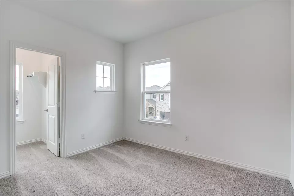 Bedroom - 9944 Hennings St, Irving, TX 75063 photo 4 of 4