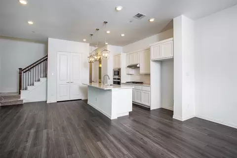 Other - 9944 Hennings St, Irving, TX 75063 photo 1 of 4