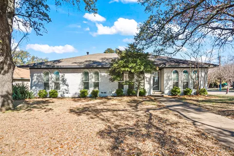 11345 Mccree Rd, Dallas, TX 75238