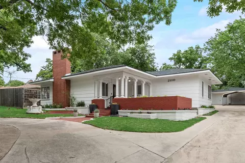 2110 N Locust St, Denton, TX 76209