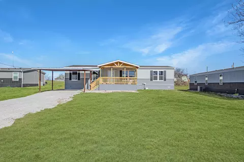 207 Overland Trl, Bridgeport, TX 76426