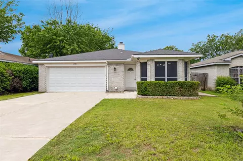 6405 Longmont Trl, Fort Worth, TX 76179
