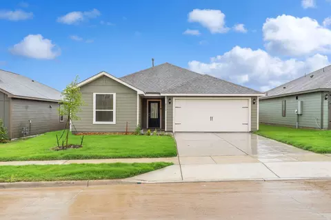 8216 Columbia Falls Rd, Ponder, TX 76259