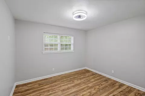 Bedroom - 907 Clebud Dr, Euless, TX 76040 photo 2 of 3