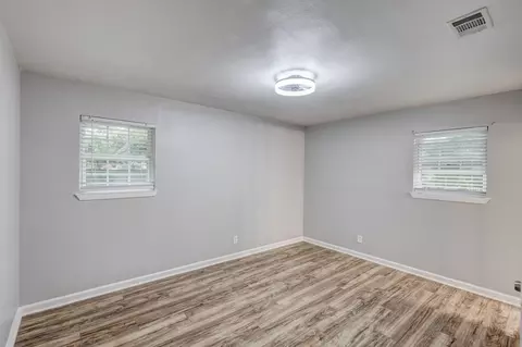 Bedroom - 907 Clebud Dr, Euless, TX 76040 photo 3 of 3