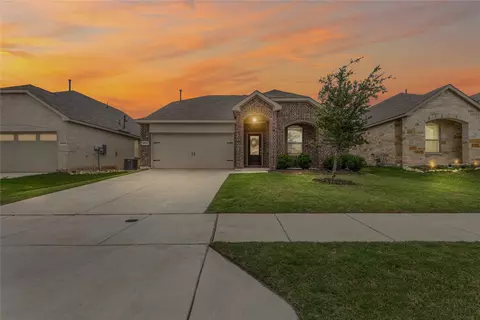 14837 Dusty Boot Trl, Haslet, TX 76052