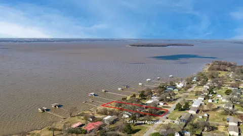 10336 Northlake Cir, Kemp, TX 75143