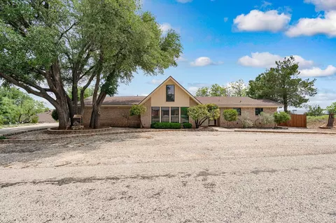 117 Glendale Rd, Sweetwater, TX 79556