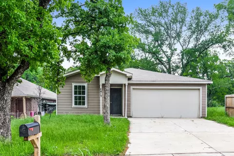 4813 Chapman St, Fort Worth, TX 76105