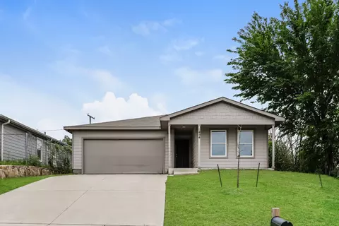 1454 Avenue Ave E, Fort Worth, TX 76104