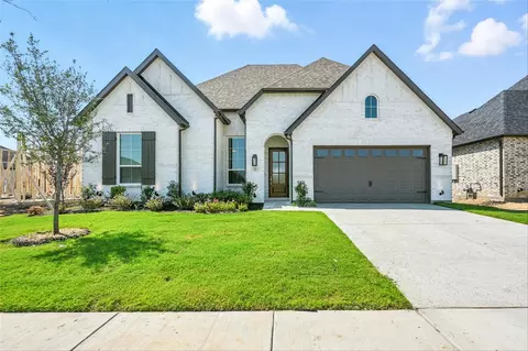 532 Lockhart St, Waxahachie, TX 75165