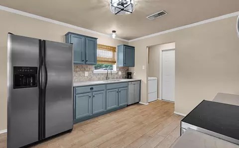 Kitchen - 10805 Lilry Rd, Waco, TX 76708 photo 2 of 8