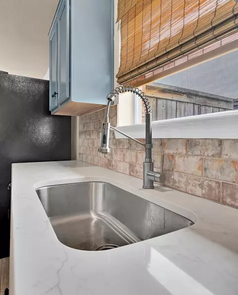 Kitchen - 10805 Lilry Rd, Waco, TX 76708 photo 4 of 8