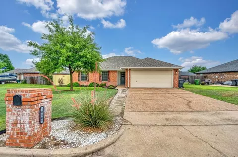 10805 Lilry Rd, Waco, TX 76708