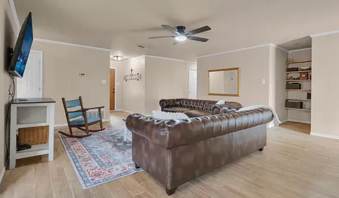 Living - 10805 Lilry Rd, Waco, TX 76708 photo 3 of 3