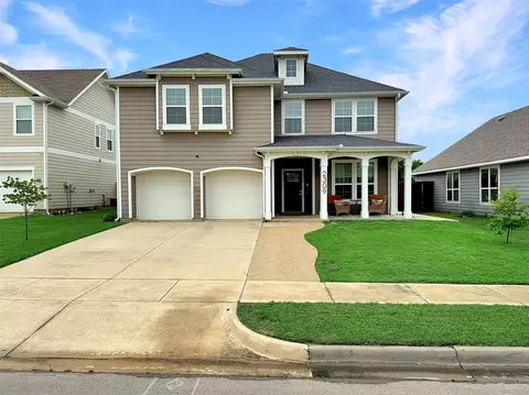2309 Bray Village Dr, Denton, TX 76207