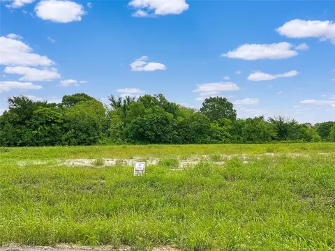 2004 Cypress Ct, Weatherford, TX 76085
