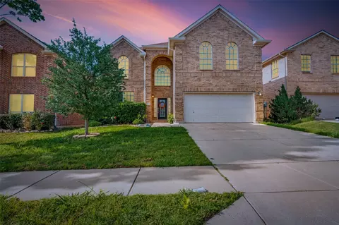 5233 Briar Forest Rd, Fort Worth, TX 76244