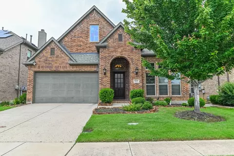 213 Ridgewood Dr, Lewisville, TX 75067