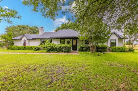 579 Shilling Dr, Elm Mott, TX 76640