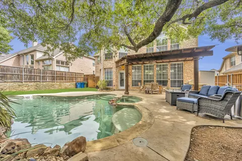 4532 Brenda Dr, Flower Mound, TX 75022