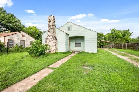 3021 Mims St, Fort Worth, TX 76112