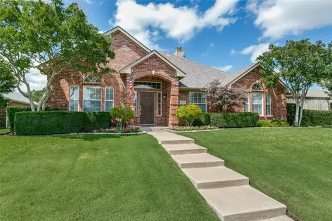 2729 Running Duke Dr, Carrollton, TX 75006